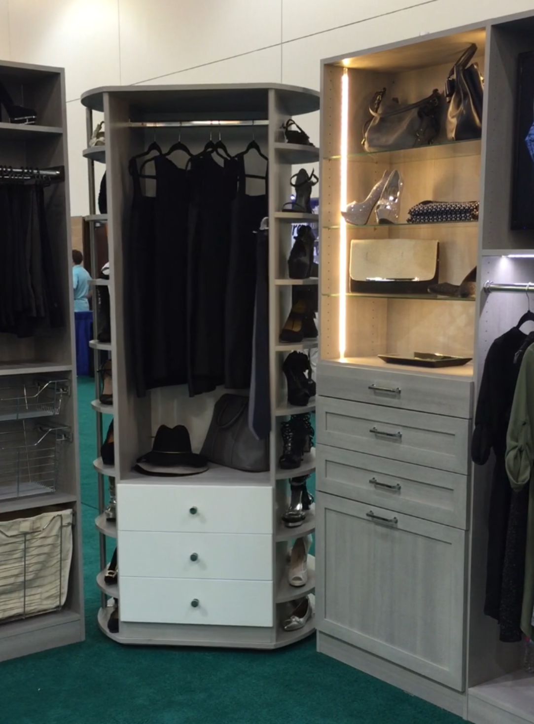 Valet Spinning Closet